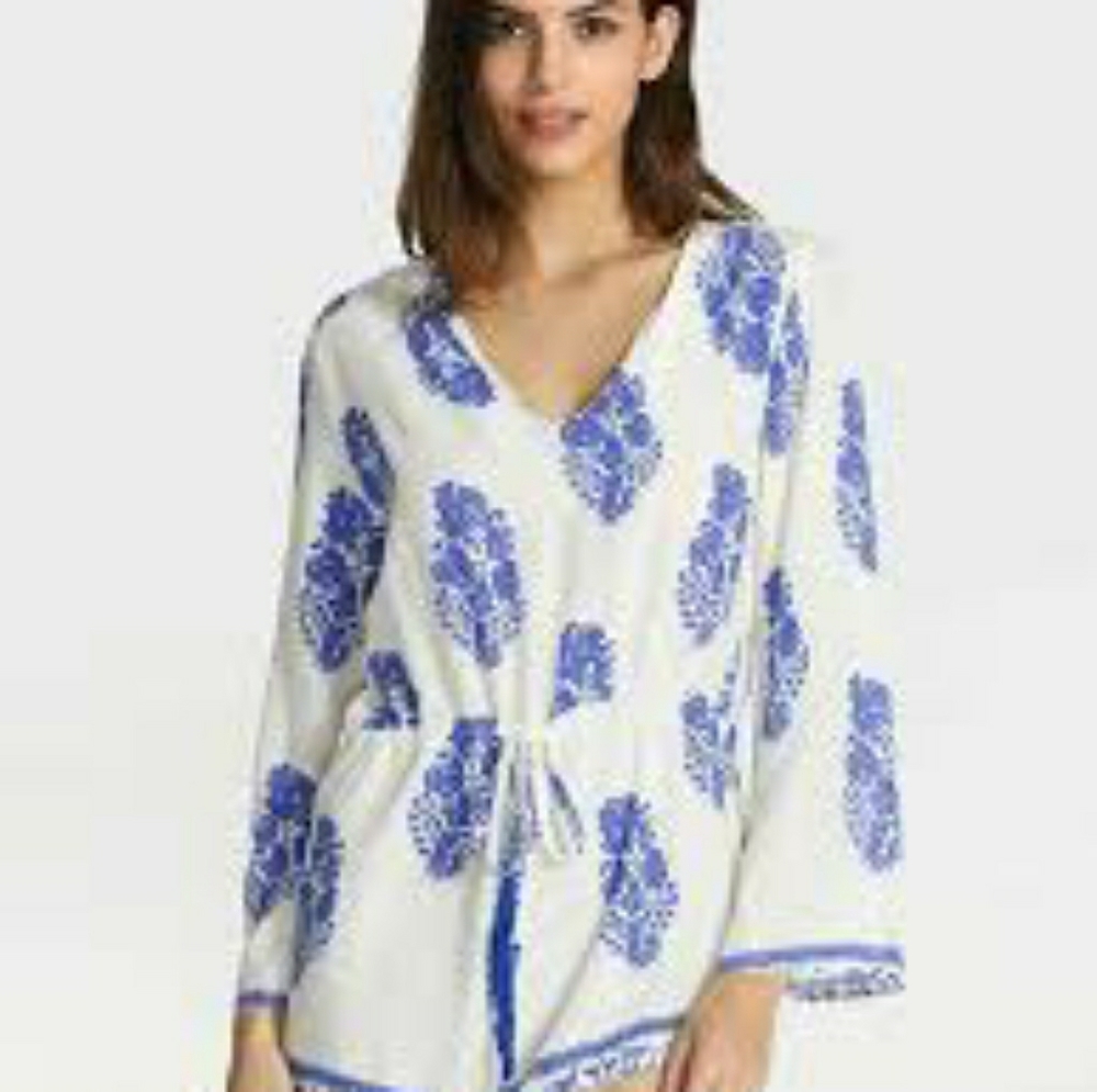 Beautiful Boutique White and Bkue Romper